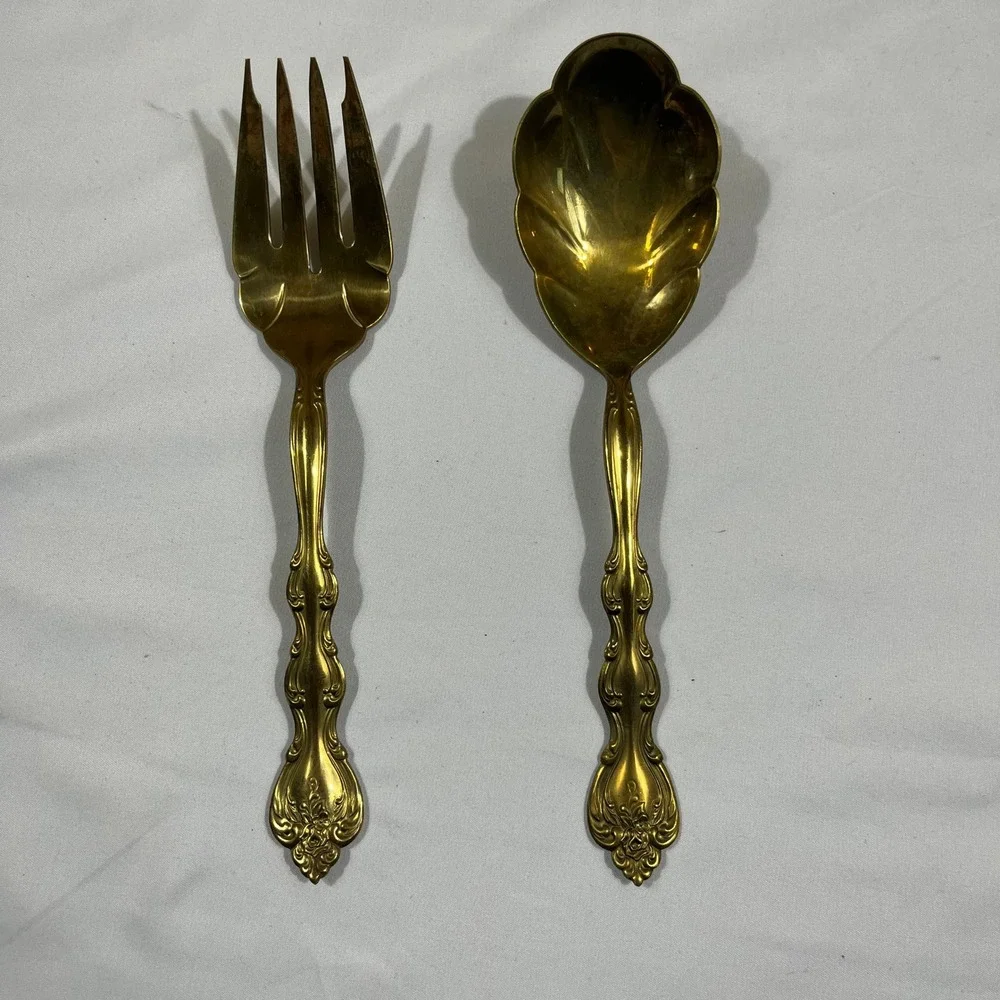 International Silver Serving Set Gold Ornate Floral Shell 2pc Vintage